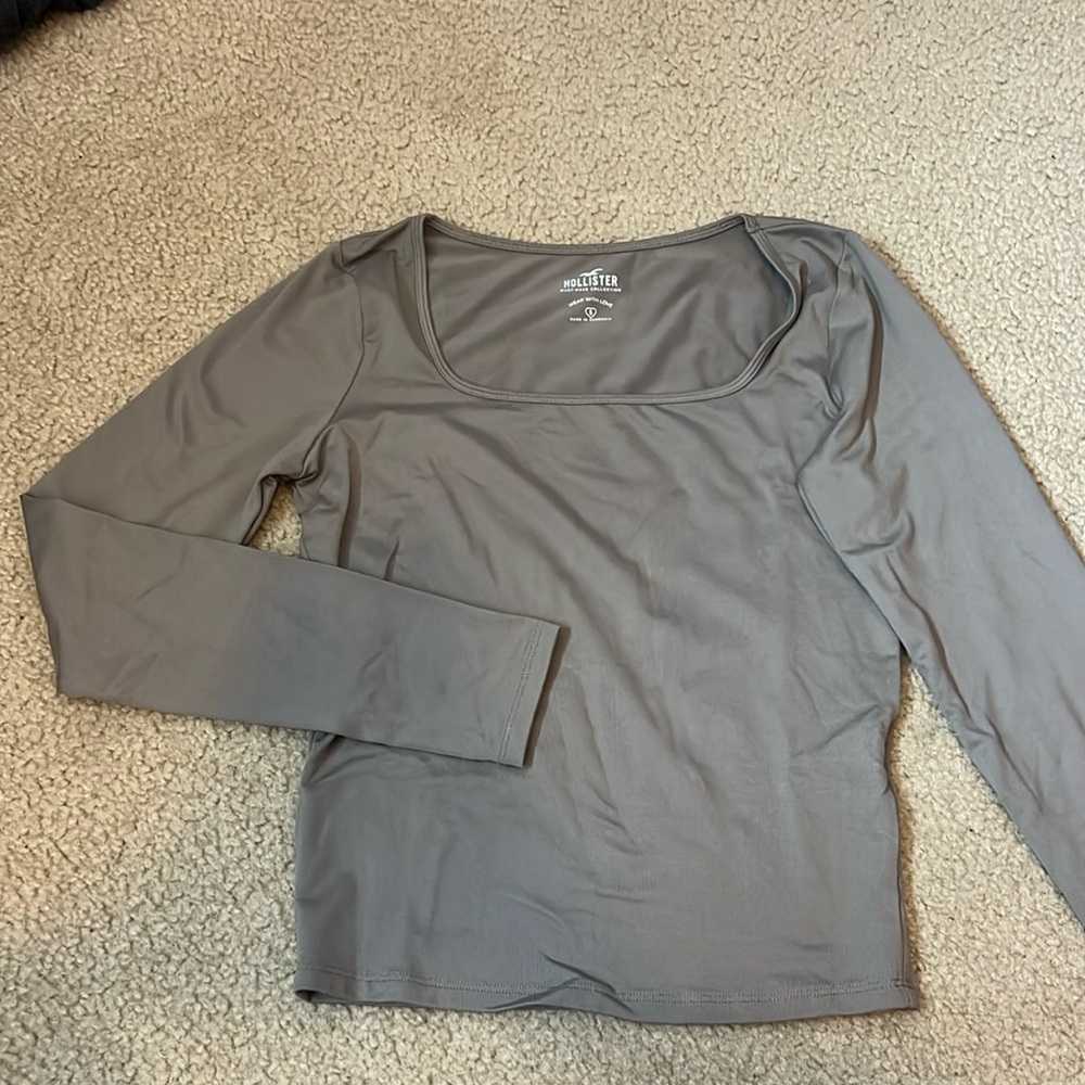 Hollister Small Taupe long sleeve fitting top